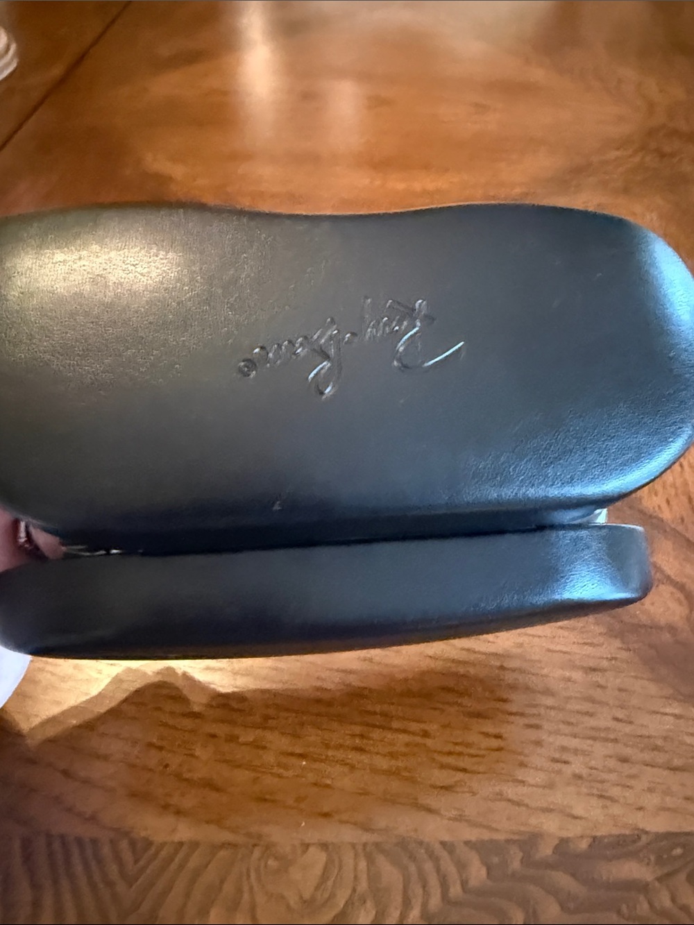 Ray-Ban Black Hard Sunglasses Case with Embossed Logo with Cleaner Cloth - Picture 6 of 7